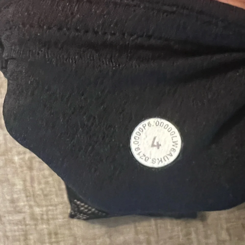 Lululemon Lace leg Leggings